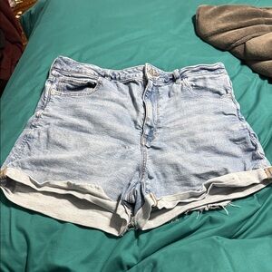 American Eagle Outfitters Light Wash Rolled Hem Denim Shorts